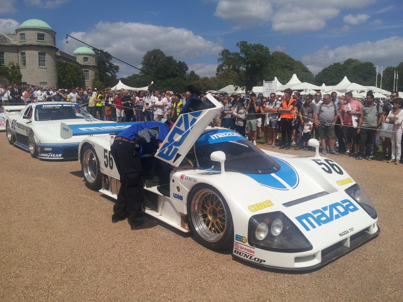 Mazda 787